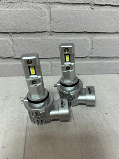 Светодиодные лампы Q12 HB3